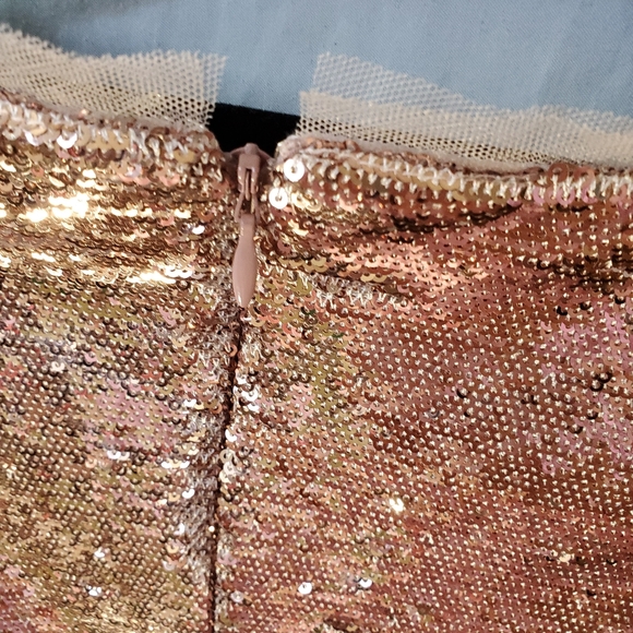 Calvin Klein Sequin Long-Sleeve Mini Dress - Rose Gold Size 4 - Picture 7 of 9